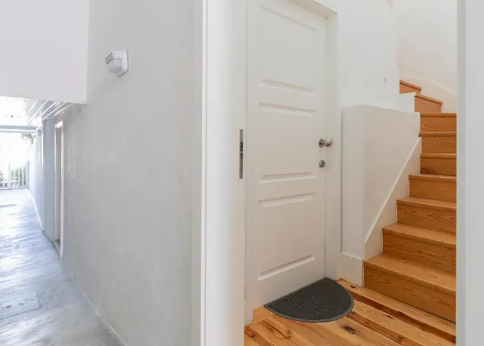 شقة Center Duplex W Patio By Lovelystay