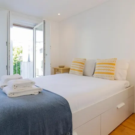 Center Duplex W Patio By Lovelystay Apartment