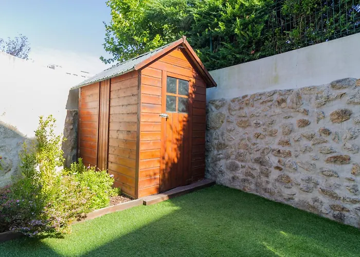 Center Duplex W Patio By Lovelystay *