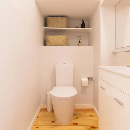 Center Duplex W Patio By Lovelystay