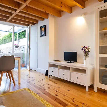 Center Duplex W Patio By Lovelystay Oporto