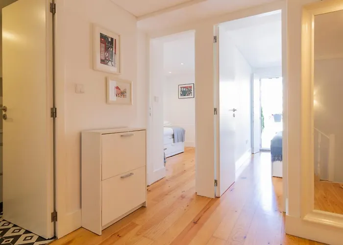 Center Duplex W Patio By Lovelystay * Porto