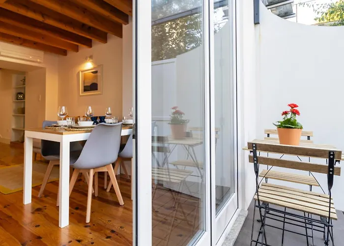 Center Duplex W Patio By Lovelystay Appartement