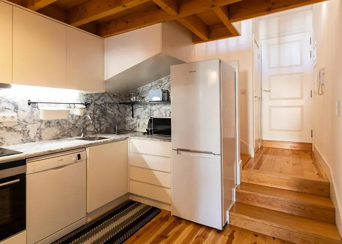 Appartement Center Duplex W Patio By Lovelystay Porto